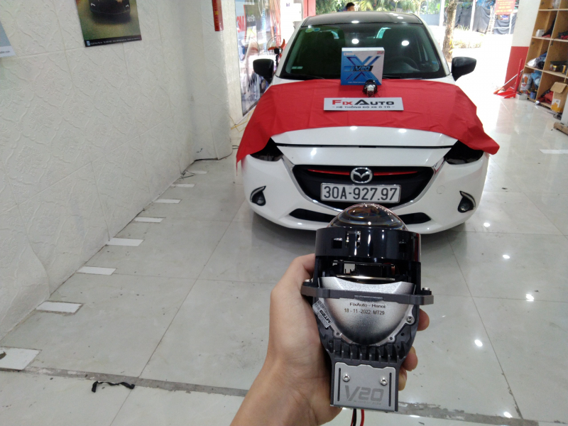 Độ đèn nâng cấp ánh sáng Xlight V20 new 2023 cho xe Mazda 2 30A92797